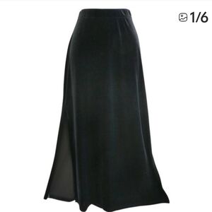 NWT Vintage Lapis Classic Black Velvet  Maxi Skirt     Size  L